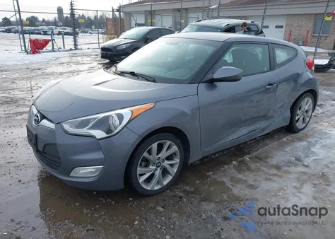 2017 Hyundai Veloster z USA, uszkodzony, nr VIN KMHTC6AD4HU307552
